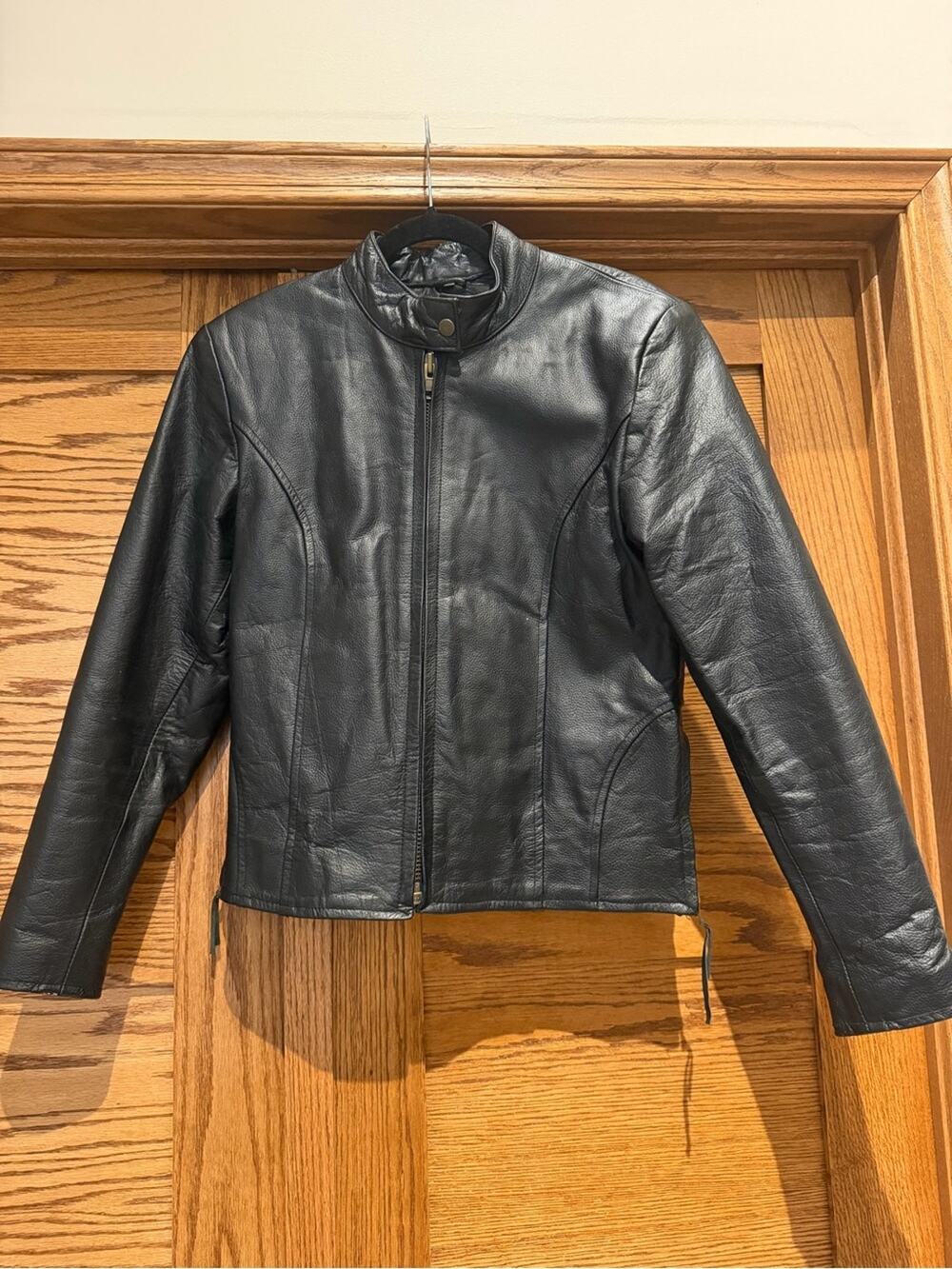Vintage 90s/Y2 Genuine Black Leather Moto Jacket Minimalist Zip Front Small/Med
